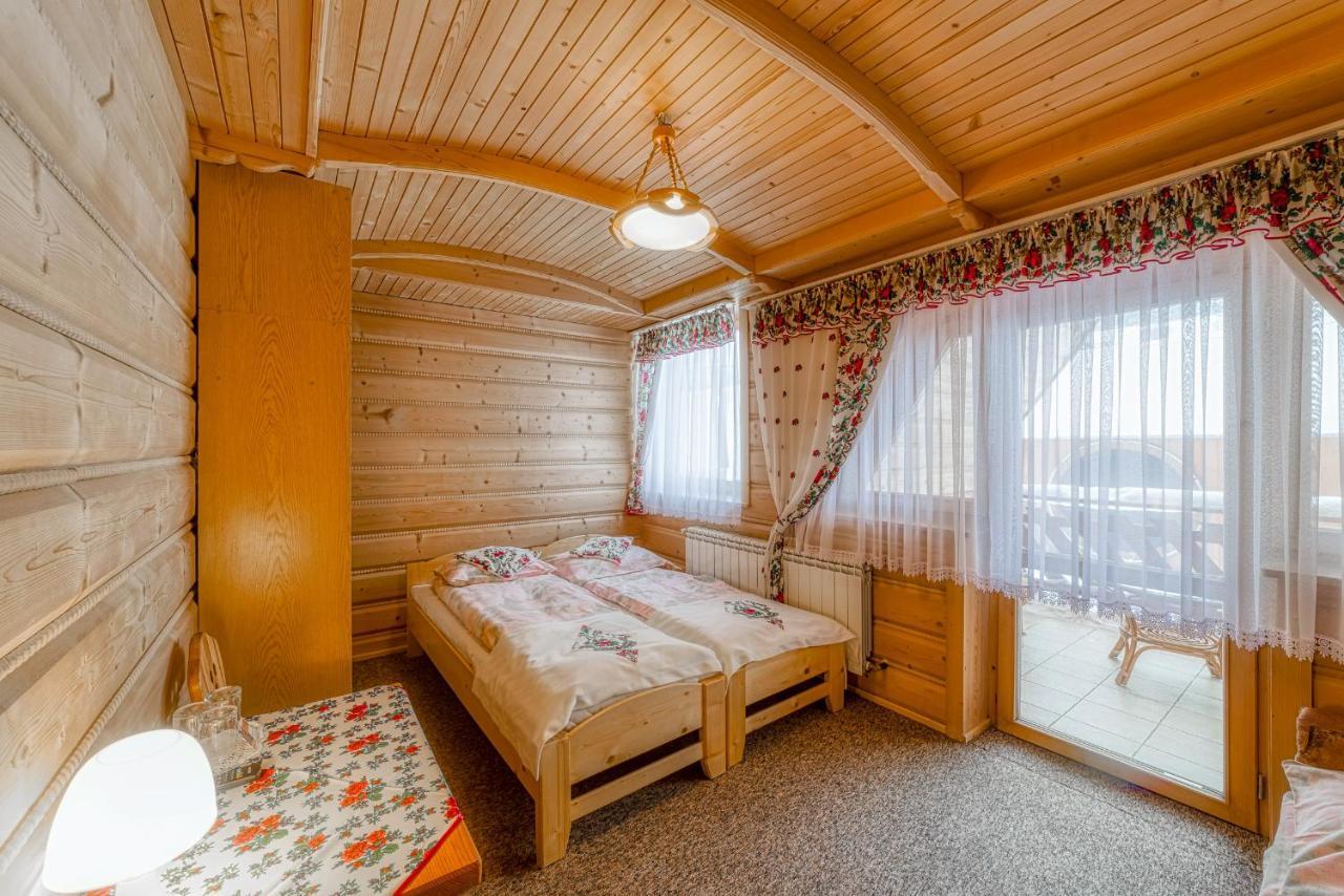Pokoje Goscinne U Elzbiety Małe Ciche Exterior photo
