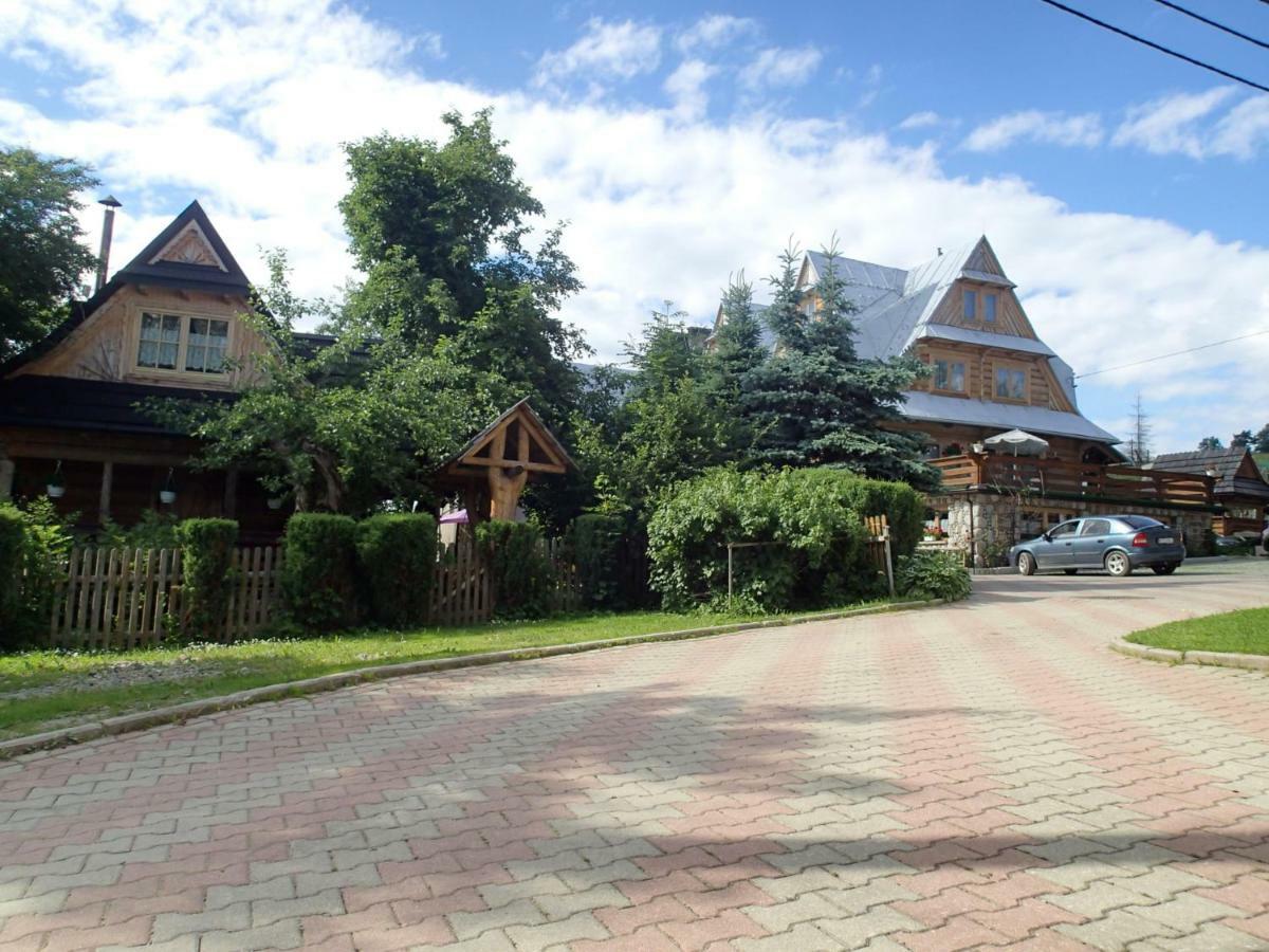 Pokoje Goscinne U Elzbiety Małe Ciche Exterior photo