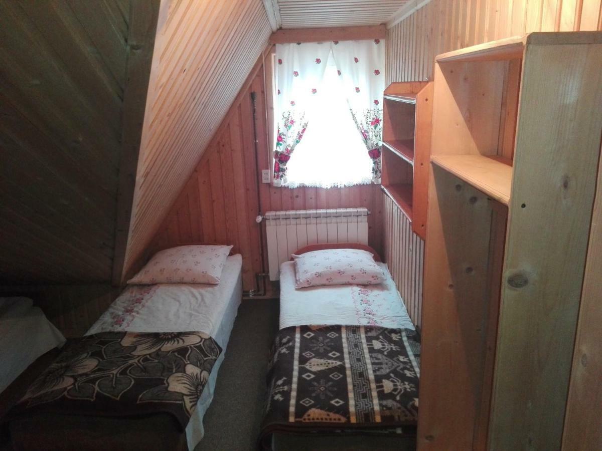 Pokoje Goscinne U Elzbiety Małe Ciche Exterior photo